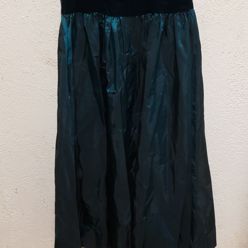 Vintage Alfred Angelo Off The Shoulder Dress - Picture 8 of 9